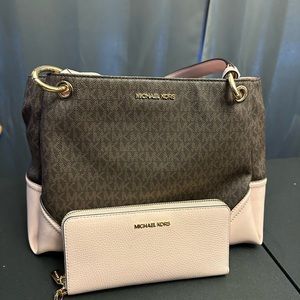 Michael Kors matching purse and wallet